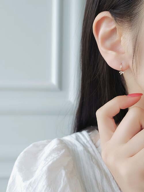 14K 18K 리틀리본 슬림핏 귀걸이